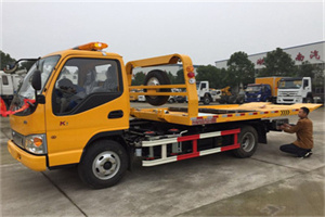 怀柔区哪里有拖车服务