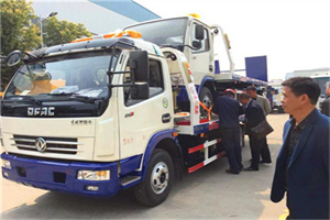 怀柔区汽车道路救援拖车价格